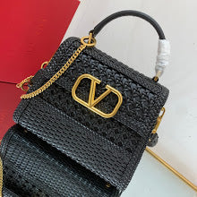 Chic Designer Shoulder Handbag - Premium Luxury Women's Style - NM2742