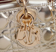 Luxury Structured Shoulder Bag - Women's Premium Designer Fashion - NM7415