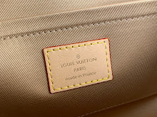 Chic Designer Tote Handbag - Luxury Premium Women's Fashion Bag - NM4776