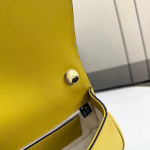 Designer Iconic Tote Handbag - Premium Luxury Women's Fashion - NM4080