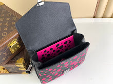 Luxury Monogram Shoulder Bag - Women's Elegant Designer Fashion - NM4615