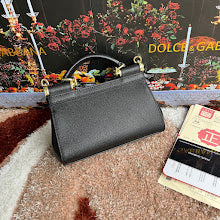 Premium Signature Shoulder Bag - Chic Women's Luxury Designer - NM6758