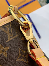Designer Heritage Crossbody Bag - Premium Luxury Women's Fashion - NM4358