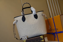 Chic Women's Shoulder Handbag - Luxury Premium Designer Style - NM4857