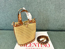 Chic Women's Satchel Handbag - Luxury Premium Designer Style - NM2991