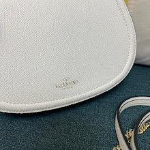 Premium Women's Shoulder Bag - Designer Luxury Fashion Accessory - NM2835