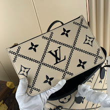 Chic Women's Shoulder Handbag - Luxury Premium Designer Style - NM4780