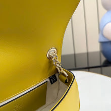 Luxury Signature Top Handle Bag - Elegant Women's Designer Handbag - NM4083