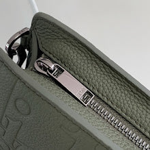 Designer Monogram Crossbody - Luxury Women's Premium Fashion Bag - NM7385