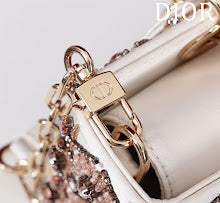 Designer Heritage Crossbody Bag - Premium Luxury Women's Fashion - NM7422