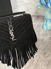 Chic Women's Designer Tote - Luxury Premium Handbag Style - NM3231
