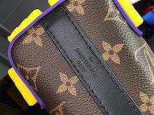 Premium Women's Crossbody Bag - Luxury Designer Fashion Accessory - NM5124