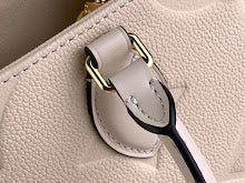 Premium Signature Crossbody - Chic Women's Luxury Designer Bag - NM4543