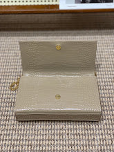 Luxury Signature Top Handle Bag - Elegant Women's Designer Handbag - NM3596