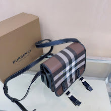 New Designer Heritage Crossbody Bag - Premium Luxury Women's Fashion - NM5770