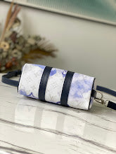 Luxury Iconic Crossbody Bag - Women's Elegant Designer Fashion - NM4903