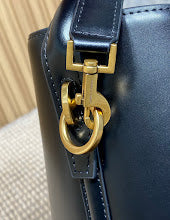Chic Designer Crossbody Purse - Premium Luxury Women's Style - NM3580