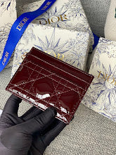 Luxury Iconic Crossbody Bag - Women's Elegant Designer Fashion - NM7311