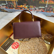 Luxury Iconic Crossbody Bag - Women's Elegant Designer Fashion - NM6866
