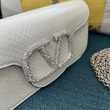 Premium Women's Crossbody Bag - Luxury Designer Fashion Accessory - NM3037