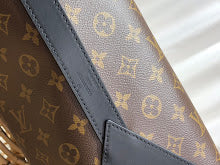 Designer Iconic Tote Handbag - Premium Luxury Women's Fashion - NM4912