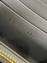 Designer Iconic Top Handle Bag - Luxury Women's Premium Handbag - NM7376