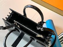 Premium Women's Tote Bag - Luxury Designer Fashion Handbag - NM3487