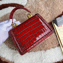 Premium Women's Shoulder Bag - Designer Luxury Fashion Accessory - NM6737