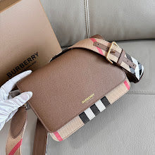 New Premium Women's Shoulder Bag - Designer Luxury Fashion Accessory - NM5868