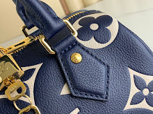 Luxury Structured Shoulder Bag - Women's Premium Designer Fashion - NM4445