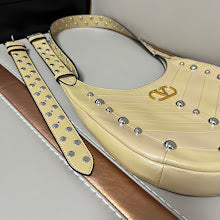 Designer Signature Tote - Premium Luxury Women's Fashion Bag - NM2805