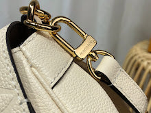 Luxury Designer Shoulder Bag for Women - Premium Fashion Handbag - NM4877