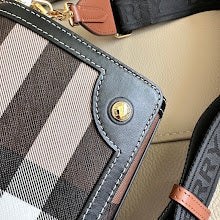 Chic Designer Crossbody Purse - Premium Luxury Women's Style - NM5606