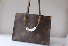 Designer Heritage Shoulder Bag - Premium Luxury Women's Handbag - NM5175