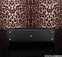 Chic Women's Crossbody Handbag - Luxury Premium Designer Style - NM7032