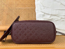 Designer Signature Tote - Premium Luxury Women's Fashion Bag - NM4534