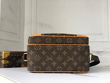 Chic Women's Shoulder Handbag - Luxury Premium Designer Style - NM4108