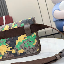 Luxury Iconic Crossbody Bag - Women's Elegant Designer Fashion - NM4055