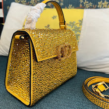 Designer Iconic Tote Handbag - Premium Luxury Women's Fashion - NM2778