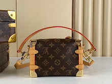 Premium Leather Crossbody Bag - Elegant Women's Designer Handbag - NM4466