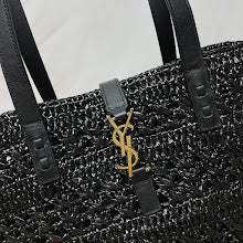 Chic Women's Crossbody Handbag - Luxury Premium Designer Style - NM3357