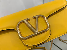 Premium Leather Crossbody Bag - Elegant Women's Designer Handbag - NM2748