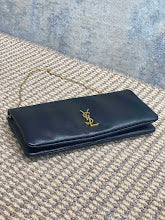 Chic Women's Crossbody Handbag - Luxury Premium Designer Style - NM3805