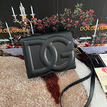 Chic Women's Satchel Handbag - Luxury Premium Designer Style - NM7067
