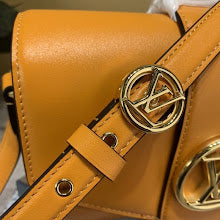 Luxury Structured Shoulder Bag - Women's Premium Designer Fashion - NM4190