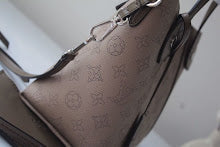 Luxury Large Tote Bag - Women's Premium Designer Fashion Handbag - NM4251