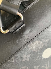 Premium Leather Shoulder Bag - Elegant Women's Designer Handbag - NM4627