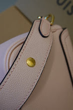 Chic Designer Shoulder Handbag - Premium Luxury Women's Style - NM5066