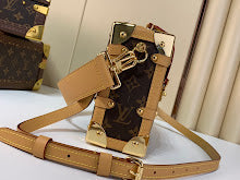 Luxury Structured Shoulder Bag - Women's Premium Designer Fashion - NM4654