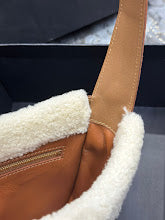 Luxury Monogram Shoulder Bag - Women's Elegant Designer Fashion - NM3287